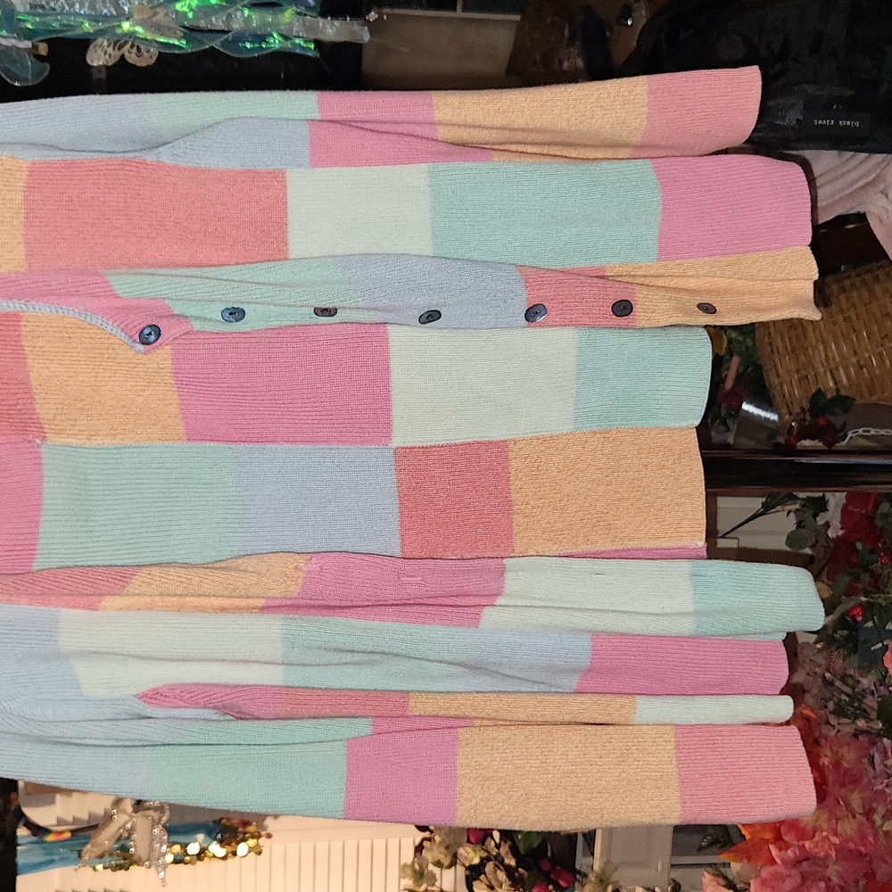 Nice sweater by Jillian Jones. Size 1X